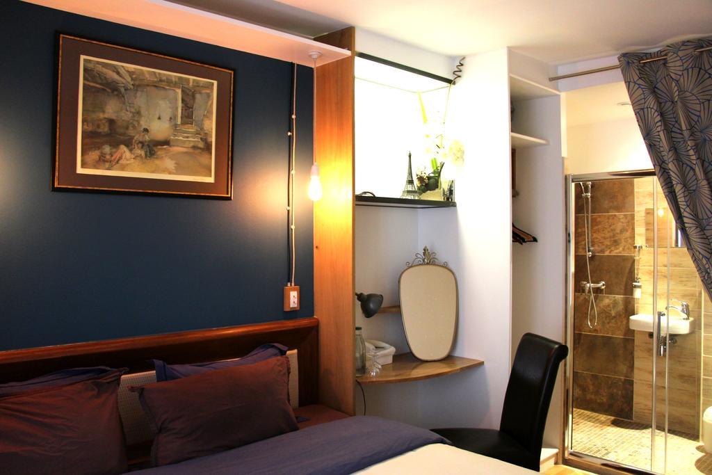 Cedric Accueille - Homestay Paris