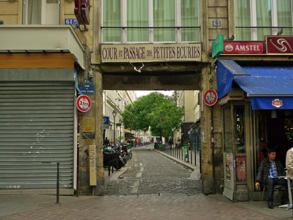 Cedric Accueille - *